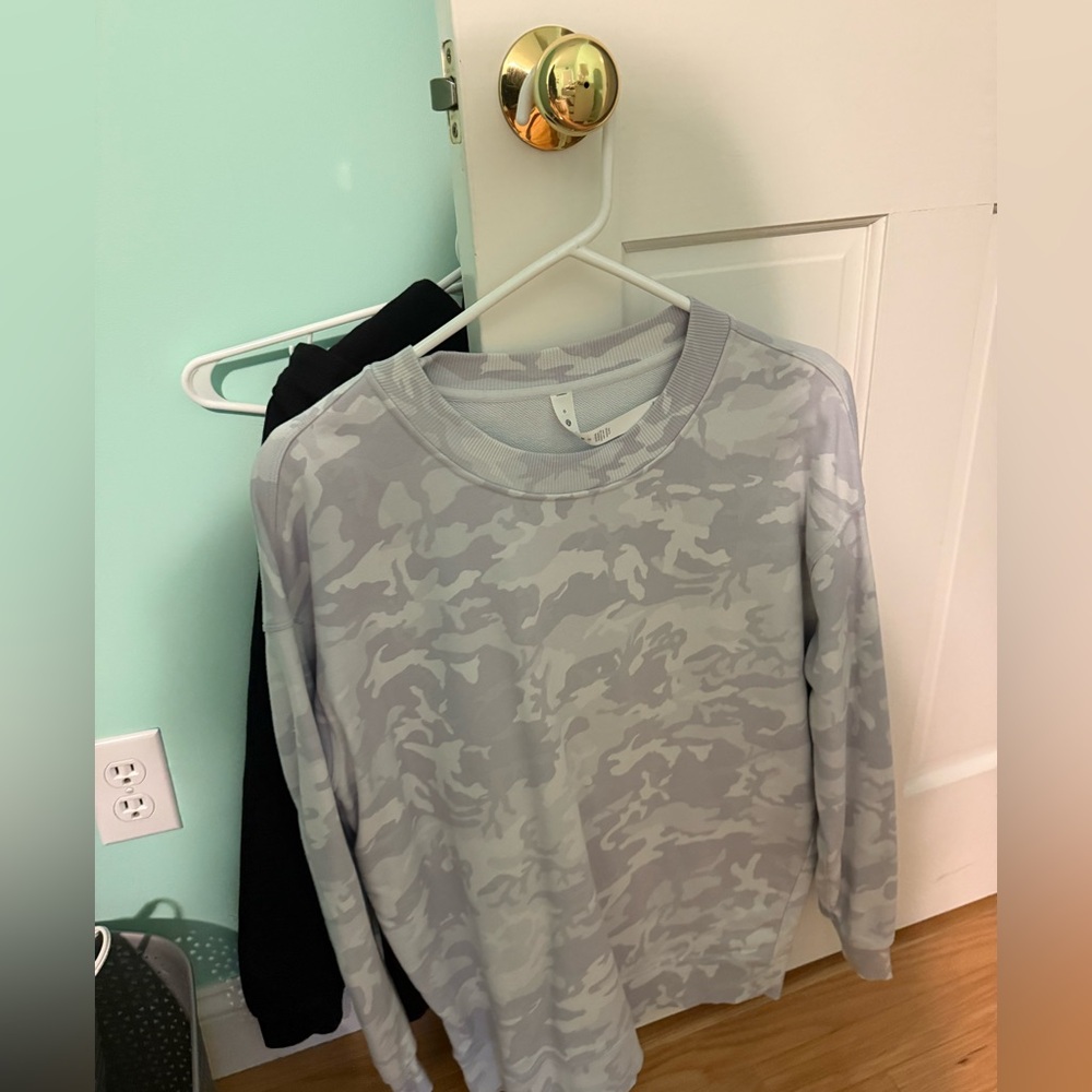 Lululemon camo crewneck sweatshirt